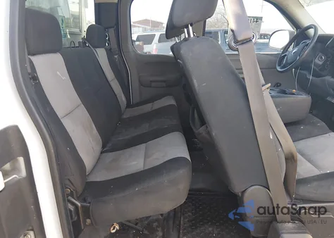 2007 Chevrolet Silverado 1500 Work Truck z USA, uszkodzony, nr VIN 1GCEC19X07Z618119